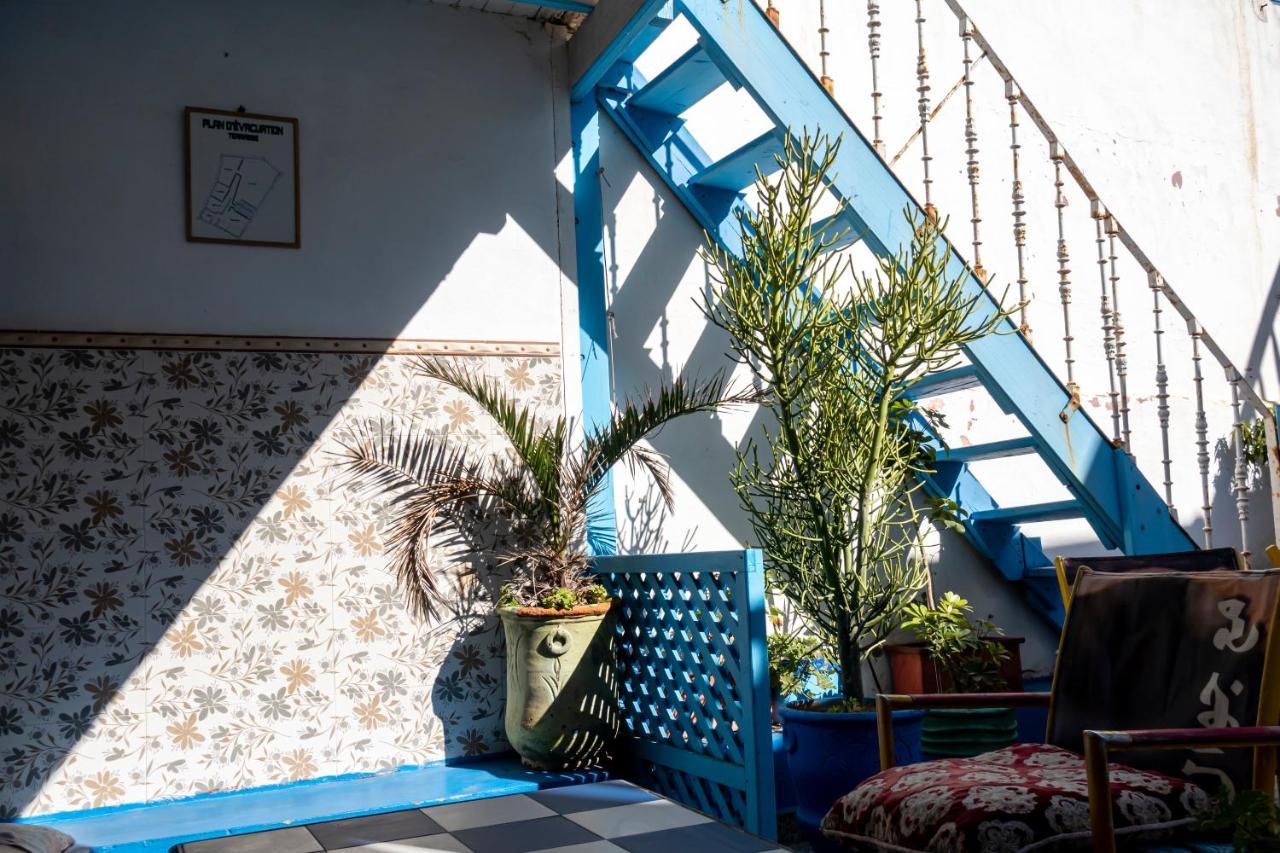 White And Blue Vandrarhem Essaouira Exteriör bild