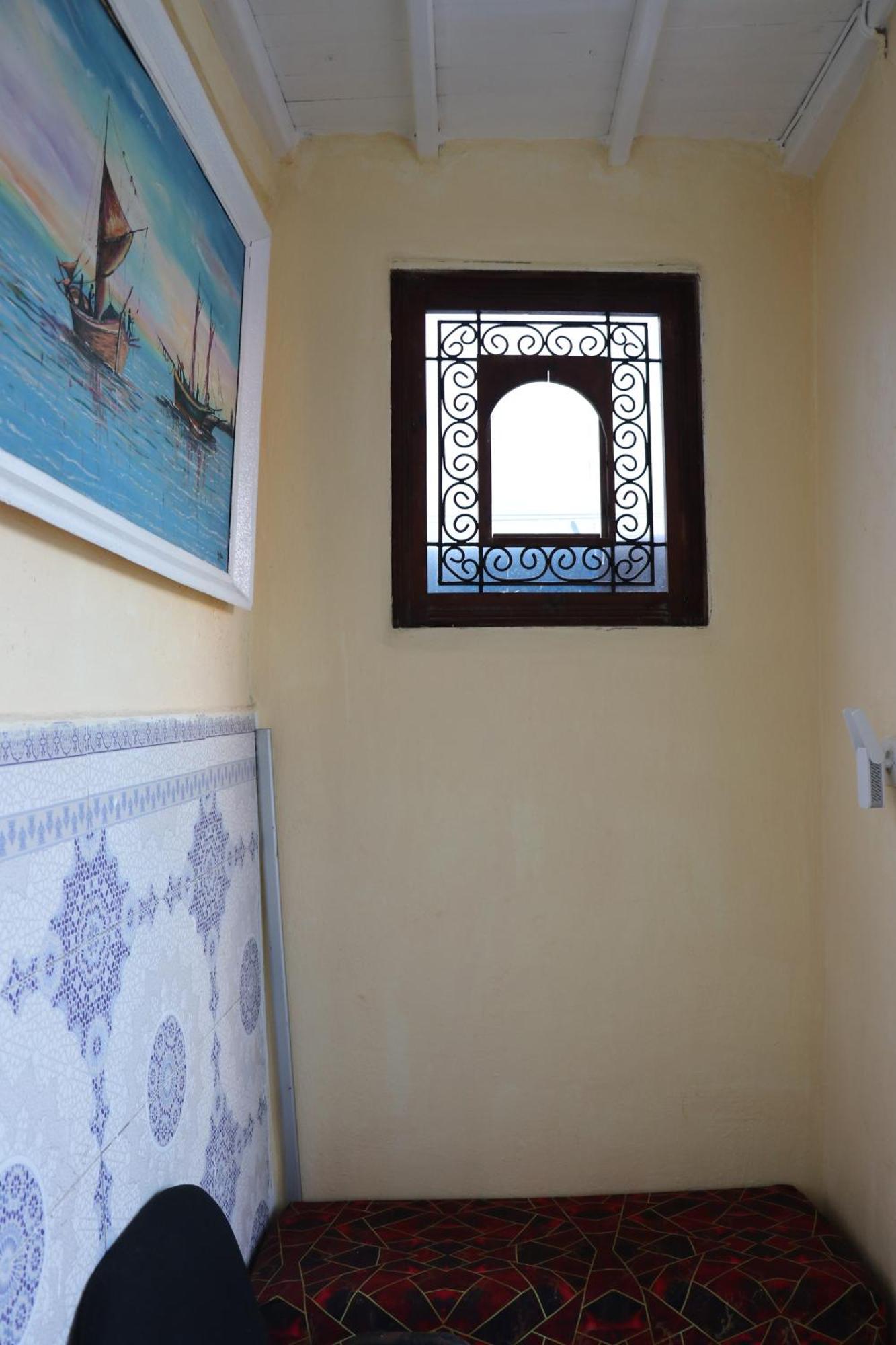 White And Blue Vandrarhem Essaouira Exteriör bild